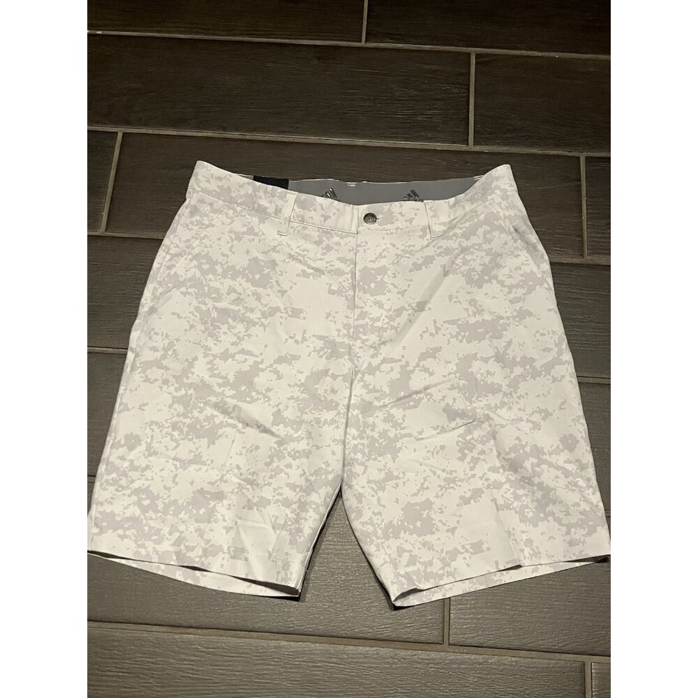 NWT Adidas Ultimate 365 Camo Shorts 8.5” Inseam Size 32